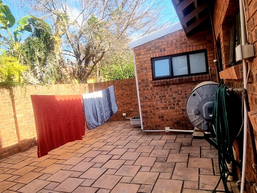 2 Bedroom Property for Sale in Memorial Road Area Northern Cape